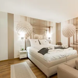 Downtown Residences - Ac,elevator,terrace , Budapeşte Macaristan