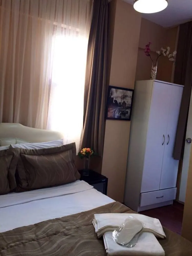 Hotel Ortakoey Tiny One Istanbulská provincie 0*,  Turecko